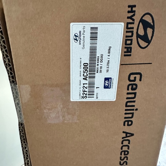 2023 Hyundai Santa Fe roof racks - Picture 4 of 4